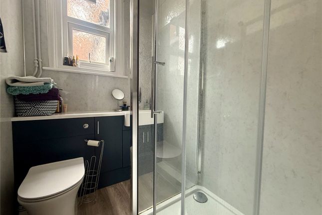 Flat 1, 50, Bessingby Road, East  Yorkshire photo 4