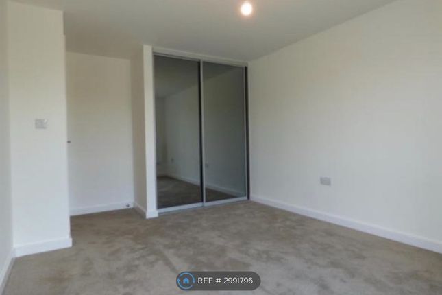 Flat, Macro House Atlas Way, Oakgrove, Milton Keynes photo 4