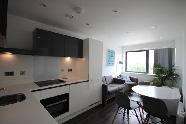 Flat 807 Nexus Point, 10, Edwards Road, Birmingham photo 2