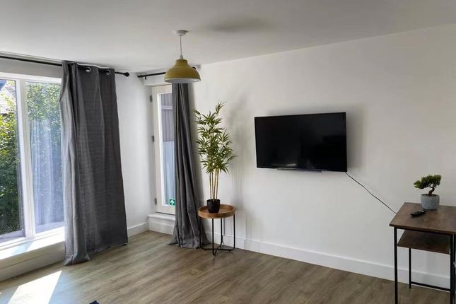 Flat for sale in CB4