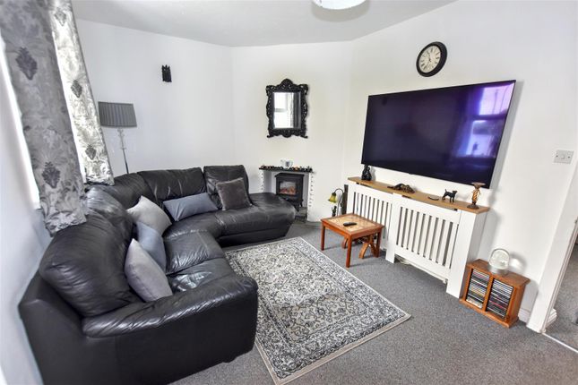 45, Dolcoath Avenue, Camborne photo 4