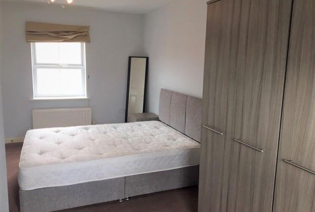 Room 4, 16, Circus Square, Colchester photo 4