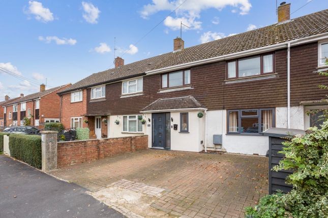 Thumbnail Terraced house for sale in Park Way, Hungerford