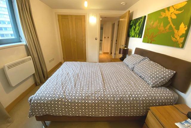Flat 34, Leeds photo 4