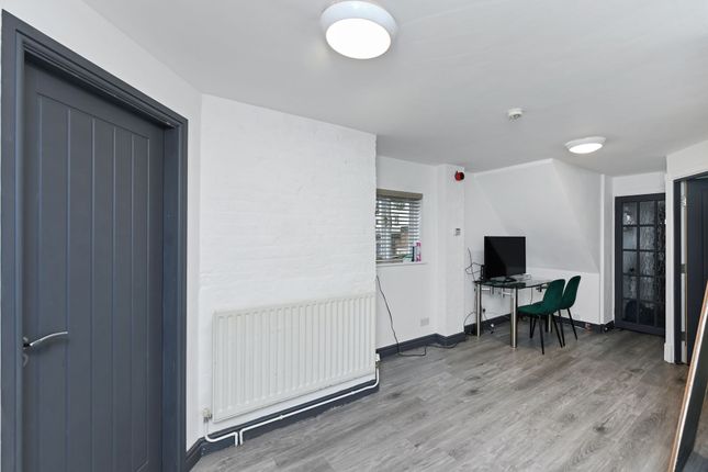 178 North Sherwood Street, Nottingham photo 4