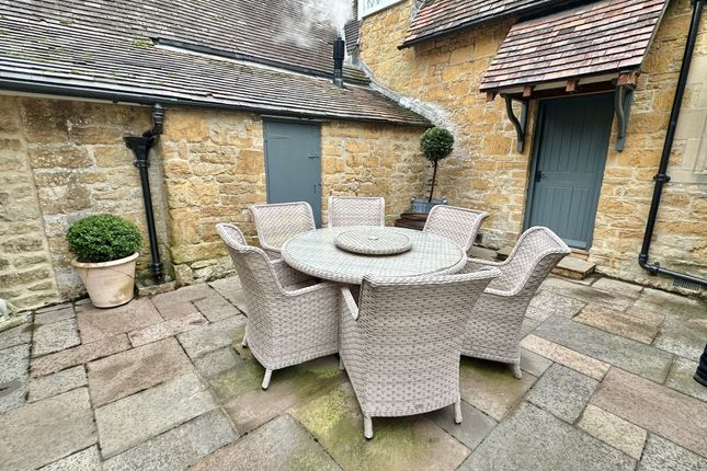 Cottage to rent in Compton Pauncefoot, Yeovil