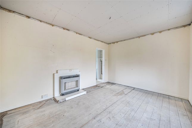 12A, Woodside, Surrey photo 4