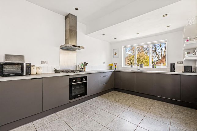 35, Guilford Road, Leicester photo 3