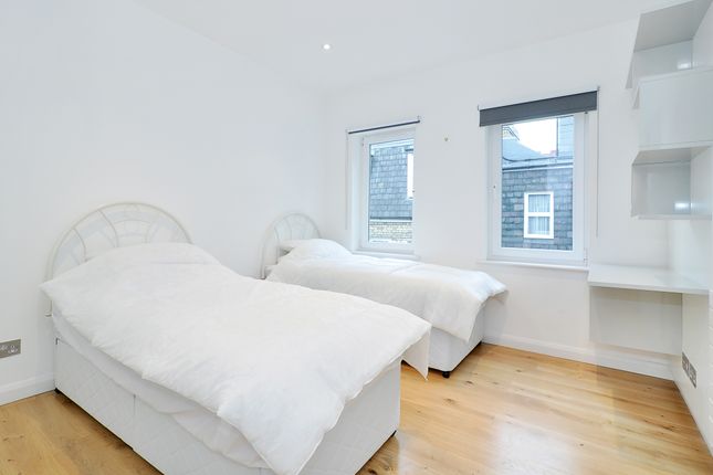234 , Bickenhall Street, London photo 4