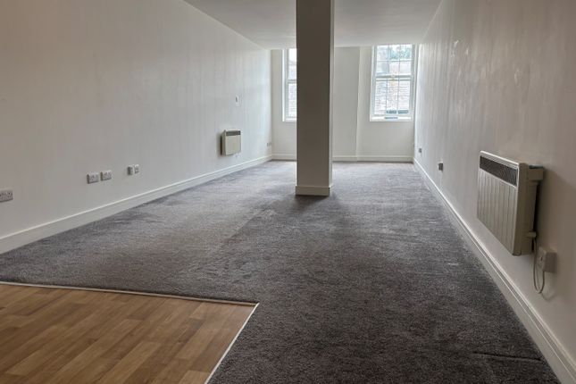 Flat 5, 19, Queen Street, Newton Abbot photo 2