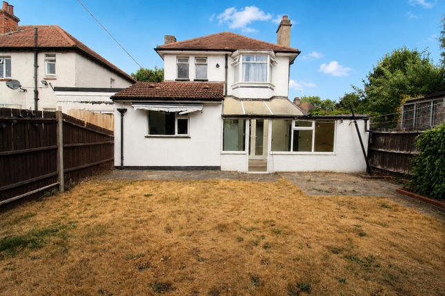 86, Erskine Road, Sutton photo 4
