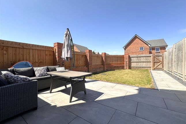 2, Digby Avenue, Newark photo 3