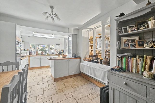 8, Hillview Terrace, Somerset photo 4