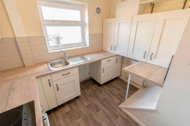 Flat for sale in Gipsy Lane, Chesterfield