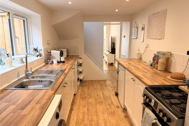 66, Pelham Road, Isle of Wight photo 5