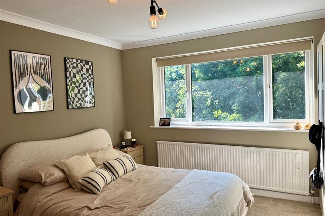 8, Stepney Lodge, Stepney Close, Scarborough photo 4