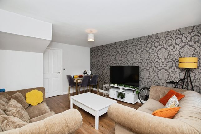 6, Olivewood Road, Preston photo 2