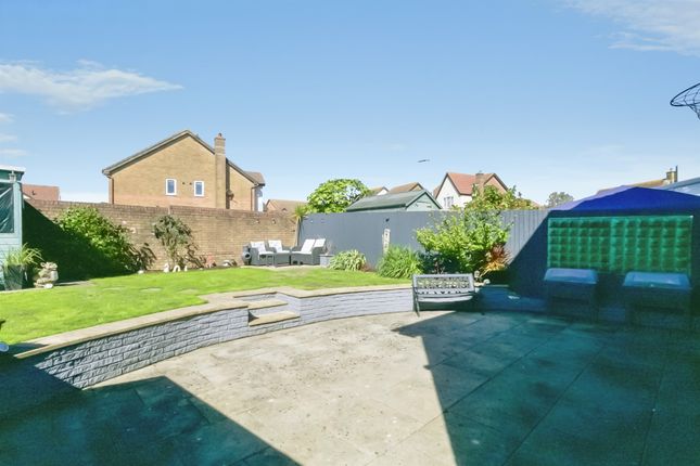 14, Mayflower Way, Barry photo 4