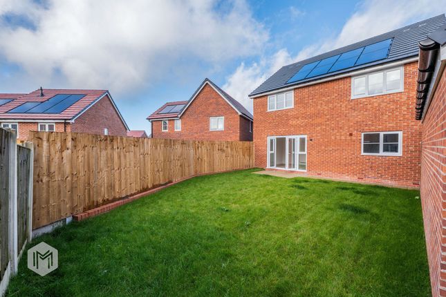 18 Spring Vale Heights, Darwen photo 4