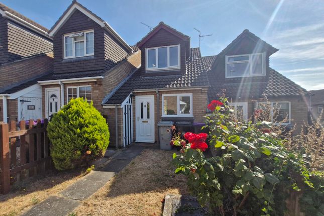 2-bed house on 109, Stamford, £900/mo