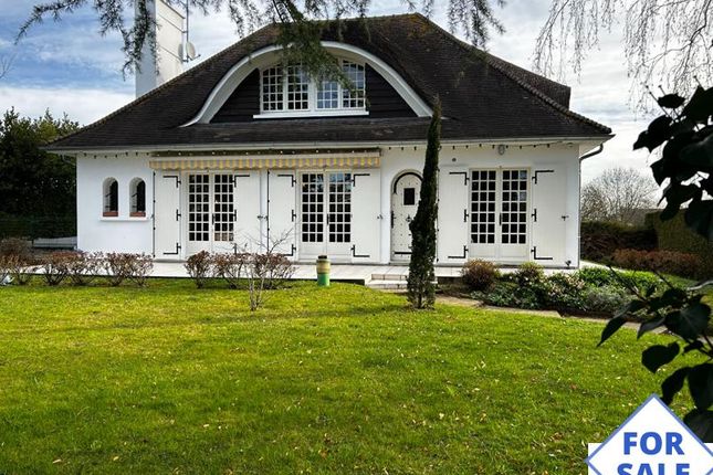Detached house for sale in Alencon, Basse-Normandie, 61000, France