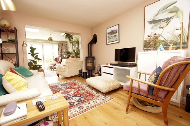 7, Cambridge Road, Lee-On-The-Solent photo 4