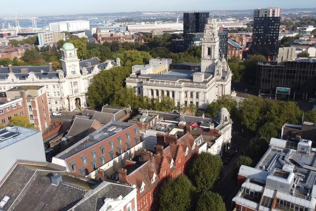 1-bed flat on 60 16, Guildhall Walk, Portsmouth, £780/mo