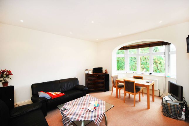 Thumbnail Flat to rent in Westwell Road, Streatham Common, London