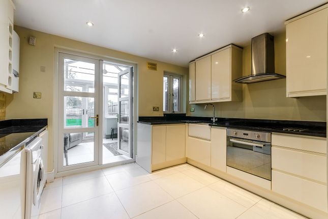 Friern Road, East Dulwich photo 3