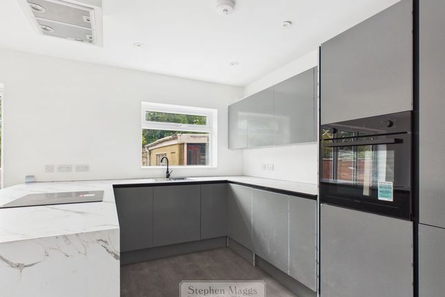 97, Hengrove Lane, Bristol photo 3
