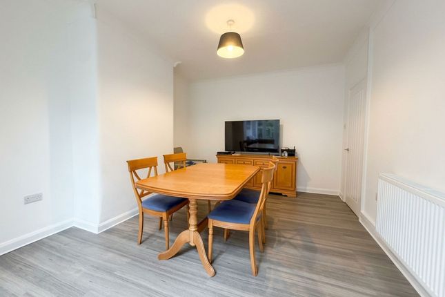 9 Stranton Drive, Manchester photo 4