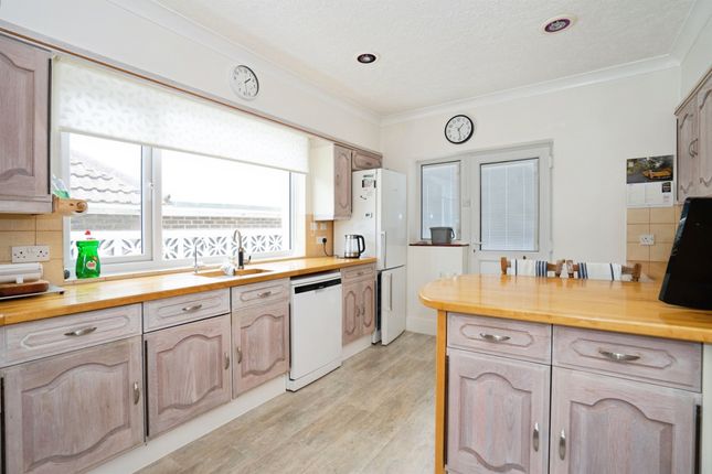 28, The Esplanade, Peacehaven photo 4