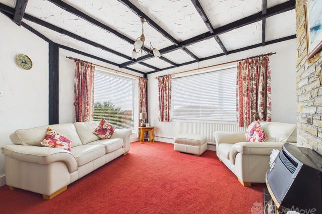 49, Stanbury Crescent, Folkestone photo 3