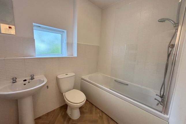 22, Cottams Close, Wigston photo 5