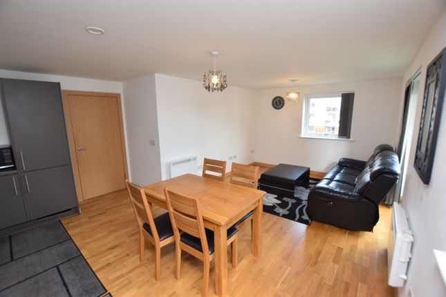Flat to rent in Ship Wharf, Colchester