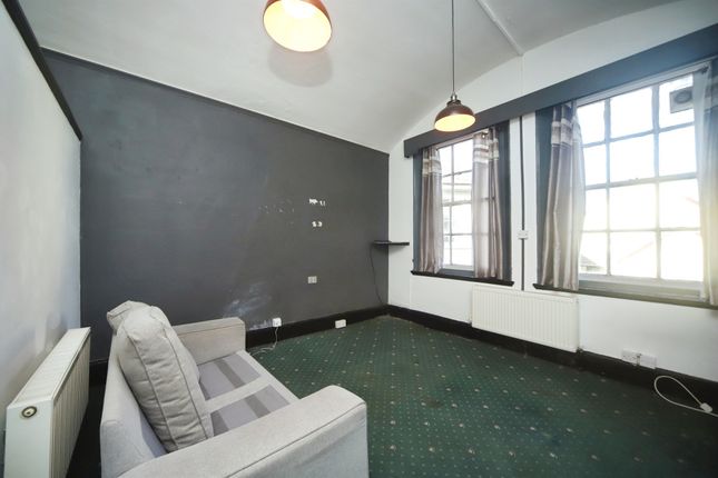 Flat 2D, Bishopsmead, Kingston Road, Taunton photo 4