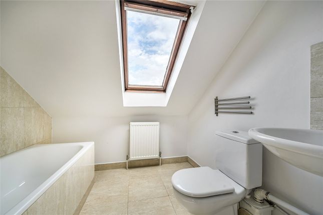 230, Oakleigh Road North, London photo 4