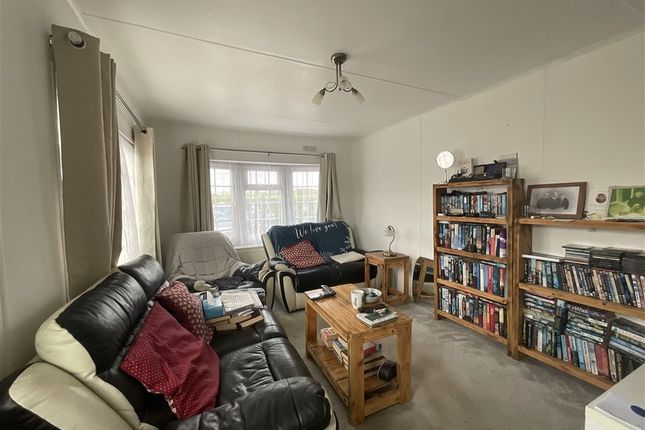 Lower Dunton Road Dunton, Brentwood photo 2