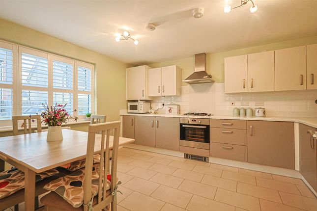 55, Christmas Tree Crescent, Hockley photo 4