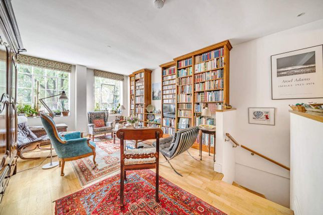 Flat for sale in Liverpool Road, London
