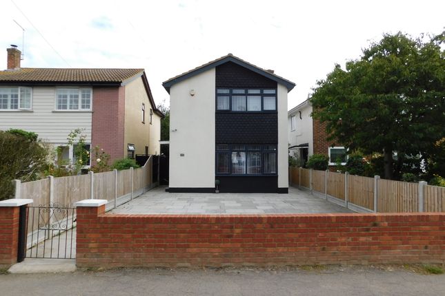 Detached house to rent in Furtherwick Road, Canvey Island