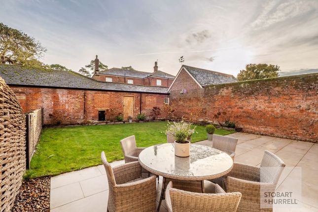 The Coach House, Vicarage Lane, Norwich photo 3