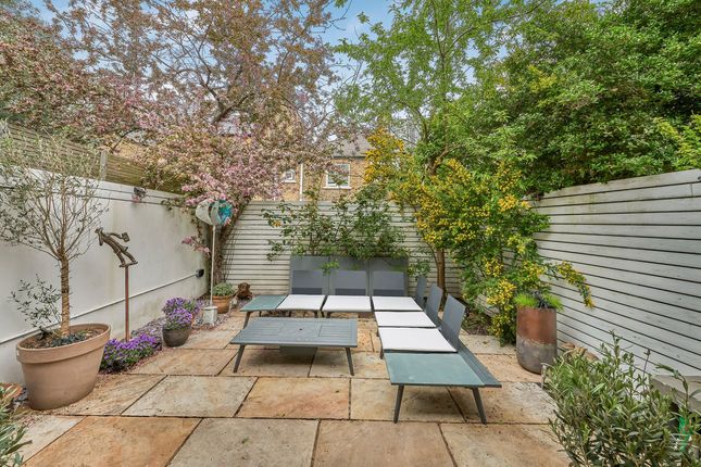 11a, Belleville Road, London photo 2