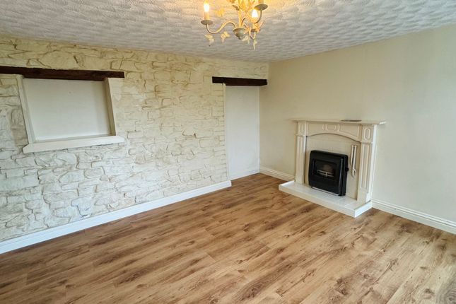 Flat 3, Carmarthen photo 3