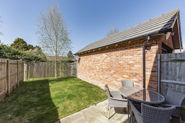 32, Novello Close, Sevenoaks photo 4