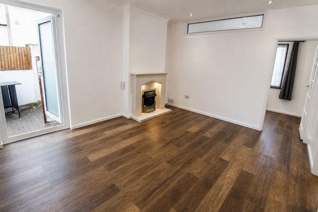 204, Bedonwell Road, Bexleyheath photo 2