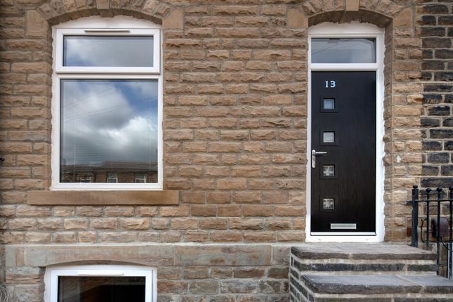 13 Brook Street, Huddersfield photo 2