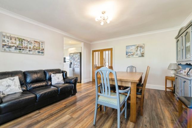 Briarthorpe, South Side, Peterlee photo 4