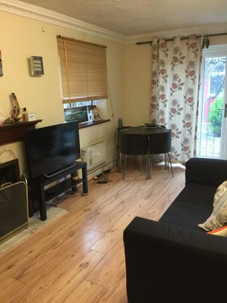 Studio to rent in Ashley Drive, Osterley