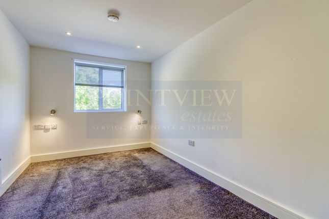 Flat 2 Menpark Views 4, Woodthorpe Road, Ashford photo 4